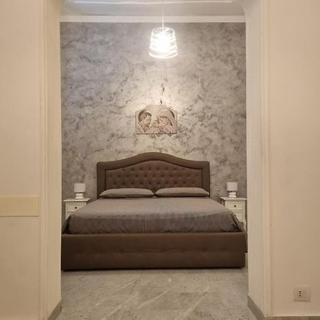 B&B Centrale Мессина Экстерьер фото