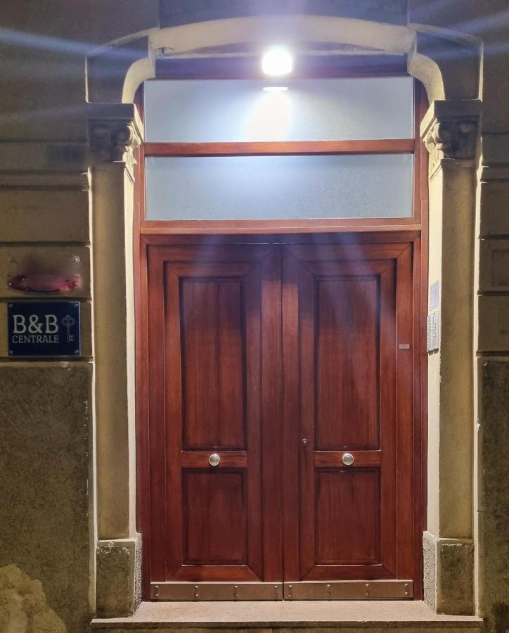 B&B Centrale Мессина Экстерьер фото